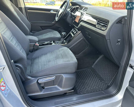 Серый Фольксваген Туран, объемом двигателя 2 л и пробегом 236 тыс. км за 20500 $, фото 39 на Automoto.ua