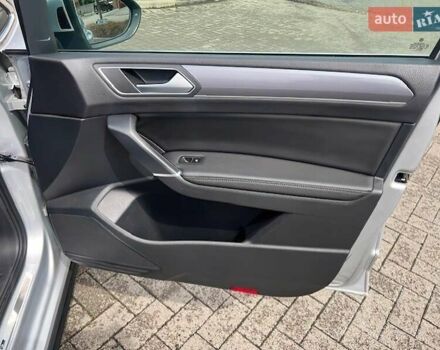 Серый Фольксваген Туран, объемом двигателя 1.5 л и пробегом 101 тыс. км за 15000 $, фото 9 на Automoto.ua