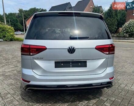 Серый Фольксваген Туран, объемом двигателя 1.5 л и пробегом 101 тыс. км за 15000 $, фото 4 на Automoto.ua