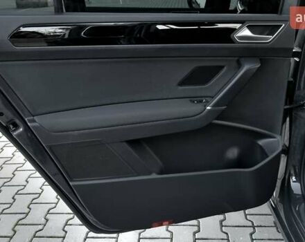 Серый Фольксваген Туран, объемом двигателя 1.97 л и пробегом 164 тыс. км за 20800 $, фото 141 на Automoto.ua