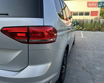 Серый Фольксваген Туран, объемом двигателя 2 л и пробегом 236 тыс. км за 20500 $, фото 27 на Automoto.ua