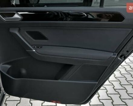 Серый Фольксваген Туран, объемом двигателя 1.97 л и пробегом 164 тыс. км за 20800 $, фото 142 на Automoto.ua