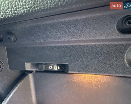 Серый Фольксваген Туран, объемом двигателя 2 л и пробегом 236 тыс. км за 20500 $, фото 46 на Automoto.ua