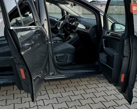 Серый Фольксваген Туран, объемом двигателя 1.97 л и пробегом 164 тыс. км за 20800 $, фото 131 на Automoto.ua