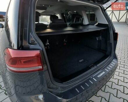 Серый Фольксваген Туран, объемом двигателя 1.97 л и пробегом 164 тыс. км за 20800 $, фото 84 на Automoto.ua