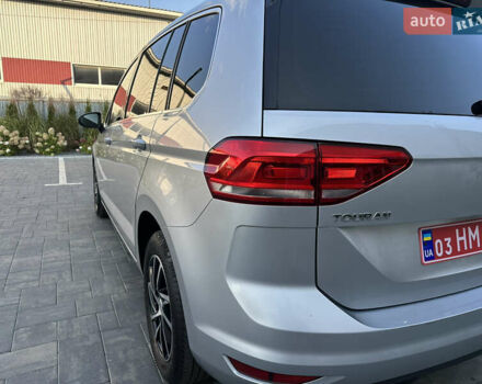 Серый Фольксваген Туран, объемом двигателя 2 л и пробегом 236 тыс. км за 20500 $, фото 26 на Automoto.ua