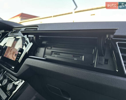 Серый Фольксваген Туран, объемом двигателя 2 л и пробегом 236 тыс. км за 20500 $, фото 45 на Automoto.ua