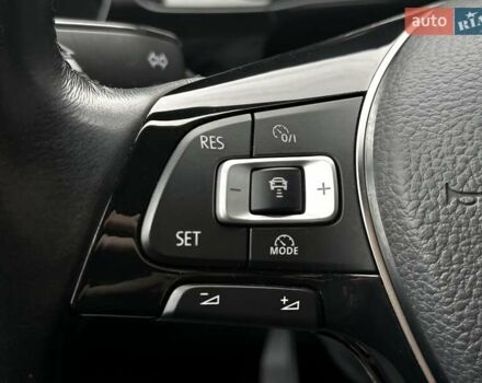 Серый Фольксваген Туран, объемом двигателя 1.97 л и пробегом 164 тыс. км за 20800 $, фото 97 на Automoto.ua