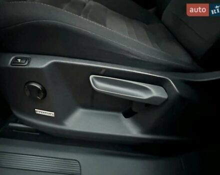 Серый Фольксваген Туран, объемом двигателя 1.97 л и пробегом 164 тыс. км за 20800 $, фото 118 на Automoto.ua