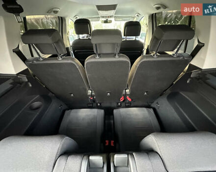 Серый Фольксваген Туран, объемом двигателя 2 л и пробегом 236 тыс. км за 20500 $, фото 55 на Automoto.ua