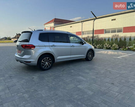 Серый Фольксваген Туран, объемом двигателя 2 л и пробегом 236 тыс. км за 20500 $, фото 14 на Automoto.ua