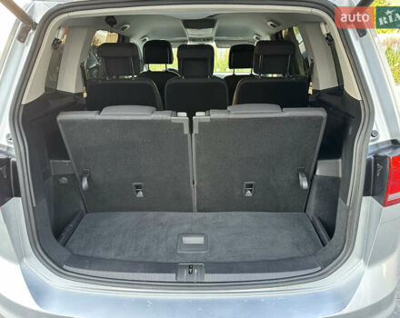 Серый Фольксваген Туран, объемом двигателя 2 л и пробегом 236 тыс. км за 20500 $, фото 54 на Automoto.ua