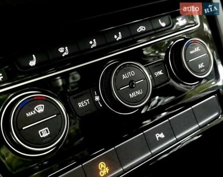 Серый Фольксваген Туран, объемом двигателя 1.97 л и пробегом 164 тыс. км за 20800 $, фото 113 на Automoto.ua