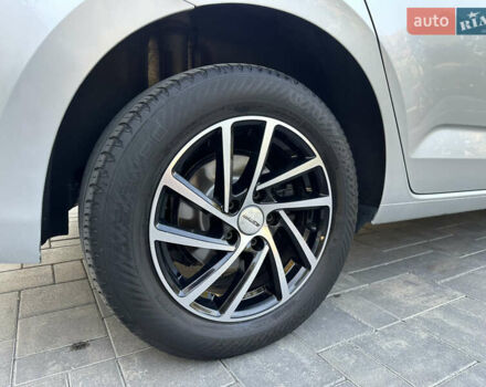 Серый Фольксваген Туран, объемом двигателя 2 л и пробегом 236 тыс. км за 20500 $, фото 87 на Automoto.ua