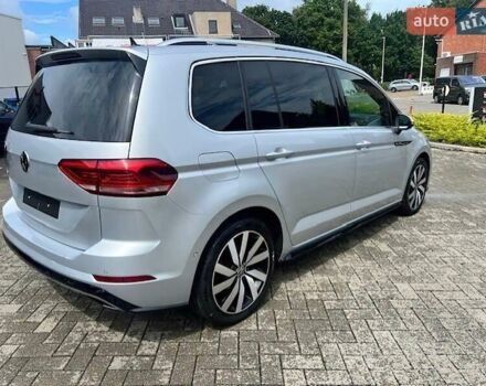 Серый Фольксваген Туран, объемом двигателя 1.5 л и пробегом 101 тыс. км за 15000 $, фото 5 на Automoto.ua