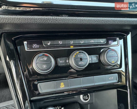 Серый Фольксваген Туран, объемом двигателя 2 л и пробегом 236 тыс. км за 20500 $, фото 74 на Automoto.ua