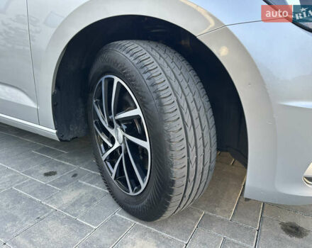 Серый Фольксваген Туран, объемом двигателя 2 л и пробегом 236 тыс. км за 20500 $, фото 85 на Automoto.ua