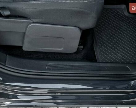 Серый Фольксваген Туран, объемом двигателя 1.97 л и пробегом 164 тыс. км за 20800 $, фото 135 на Automoto.ua