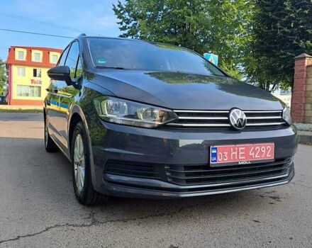 Серый Фольксваген Туран, объемом двигателя 2 л и пробегом 240 тыс. км за 17900 $, фото 1 на Automoto.ua