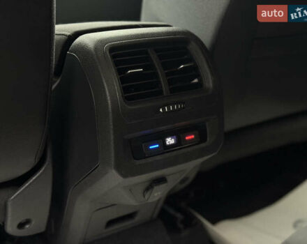 Серый Фольксваген Туран, объемом двигателя 2 л и пробегом 185 тыс. км за 22500 $, фото 19 на Automoto.ua