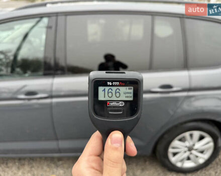 Серый Фольксваген Туран, объемом двигателя 2 л и пробегом 185 тыс. км за 22500 $, фото 26 на Automoto.ua