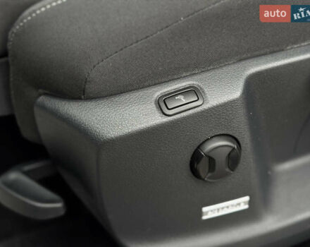 Серый Фольксваген Туран, объемом двигателя 2 л и пробегом 185 тыс. км за 22500 $, фото 9 на Automoto.ua