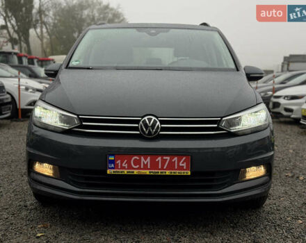 Серый Фольксваген Туран, объемом двигателя 2 л и пробегом 185 тыс. км за 22500 $, фото 4 на Automoto.ua