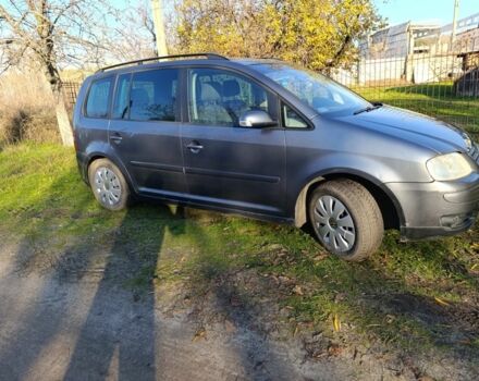Сірий Фольксваген Туран, об'ємом двигуна 0 л та пробігом 4 тис. км за 2700 $, фото 2 на Automoto.ua