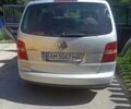 Серый Фольксваген Туран, объемом двигателя 1.6 л и пробегом 215 тыс. км за 5800 $, фото 2 на Automoto.ua