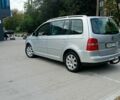 Фольксваген Туран 2004 у Києві на Automoto.ua Сірий Фольксваген Туран, об'ємом двигуна 1.98 л та пробігом 196 тис. км за 5990 $, фото 13 на Automoto.ua