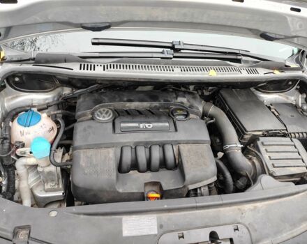 Серый Фольксваген Туран, объемом двигателя 1.6 л и пробегом 181 тыс. км за 5300 $, фото 8 на Automoto.ua