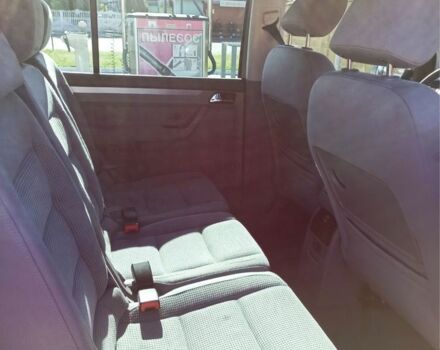 Серый Фольксваген Туран, объемом двигателя 2 л и пробегом 224 тыс. км за 3480 $, фото 4 на Automoto.ua