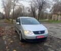 Серый Фольксваген Туран, объемом двигателя 1.6 л и пробегом 230 тыс. км за 5995 $, фото 1 на Automoto.ua