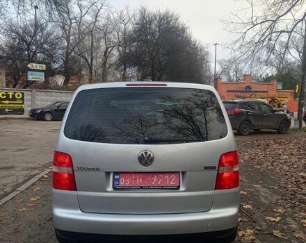 Серый Фольксваген Туран, объемом двигателя 1.6 л и пробегом 230 тыс. км за 5995 $, фото 6 на Automoto.ua