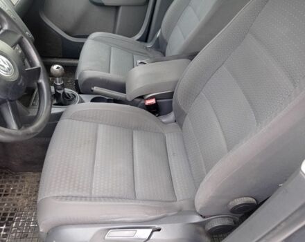 Сірий Фольксваген Туран, об'ємом двигуна 2 л та пробігом 312 тис. км за 3096 $, фото 8 на Automoto.ua