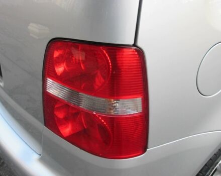 Серый Фольксваген Туран, объемом двигателя 1.6 л и пробегом 230 тыс. км за 6500 $, фото 6 на Automoto.ua