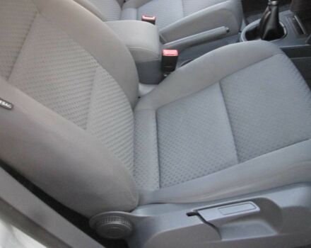 Серый Фольксваген Туран, объемом двигателя 1.6 л и пробегом 230 тыс. км за 6500 $, фото 14 на Automoto.ua