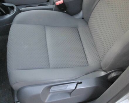 Серый Фольксваген Туран, объемом двигателя 1.6 л и пробегом 230 тыс. км за 6500 $, фото 10 на Automoto.ua