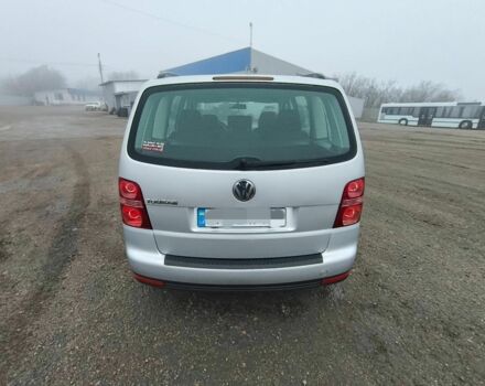 Сірий Фольксваген Туран, об'ємом двигуна 1.6 л та пробігом 260 тис. км за 5600 $, фото 2 на Automoto.ua