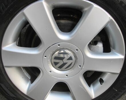 Серый Фольксваген Туран, объемом двигателя 1.6 л и пробегом 230 тыс. км за 6500 $, фото 7 на Automoto.ua