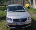 Серый Фольксваген Туран, объемом двигателя 1.9 л и пробегом 297 тыс. км за 6850 $, фото 1 на Automoto.ua