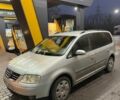 Сірий Фольксваген Туран, об'ємом двигуна 0 л та пробігом 350 тис. км за 3200 $, фото 1 на Automoto.ua