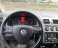Сірий Фольксваген Туран, об'ємом двигуна 2 л та пробігом 396 тис. км за 3500 $, фото 1 на Automoto.ua