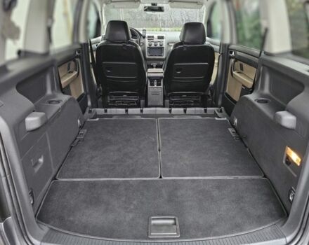 Серый Фольксваген Туран, объемом двигателя 2 л и пробегом 334 тыс. км за 8800 $, фото 16 на Automoto.ua