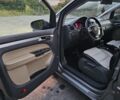 Серый Фольксваген Туран, объемом двигателя 2 л и пробегом 334 тыс. км за 8800 $, фото 8 на Automoto.ua