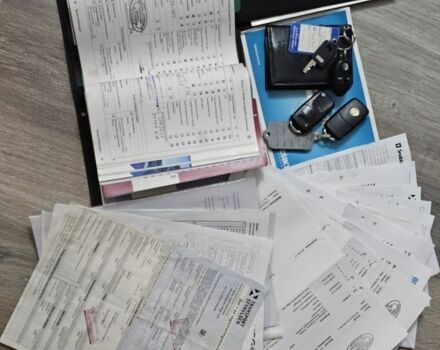 Серый Фольксваген Туран, объемом двигателя 2 л и пробегом 334 тыс. км за 8800 $, фото 21 на Automoto.ua