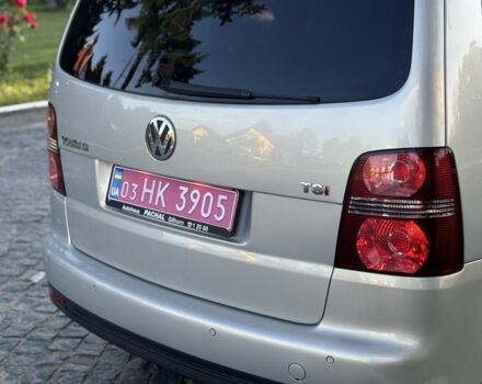 Серый Фольксваген Туран, объемом двигателя 1.4 л и пробегом 244 тыс. км за 6300 $, фото 11 на Automoto.ua