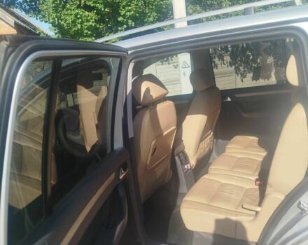 Серый Фольксваген Туран, объемом двигателя 1.9 л и пробегом 302 тыс. км за 6700 $, фото 8 на Automoto.ua