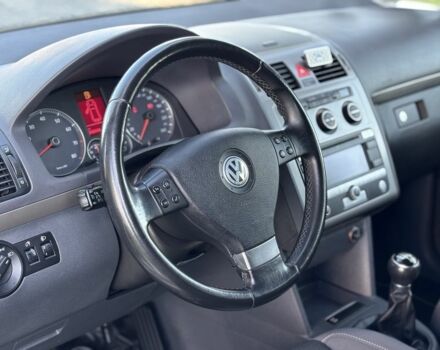 Серый Фольксваген Туран, объемом двигателя 1.4 л и пробегом 244 тыс. км за 6300 $, фото 6 на Automoto.ua