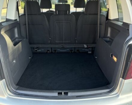 Серый Фольксваген Туран, объемом двигателя 1.4 л и пробегом 244 тыс. км за 6300 $, фото 18 на Automoto.ua